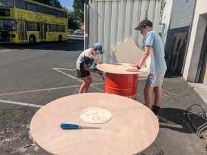 Lire la suite à propos de l’article Mange debout pour la fête du village de sainte Christine