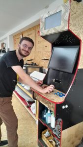 Lire la suite à propos de l’article Quentin, du repair café et des jeux vidéos