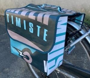 Lire la suite à propos de l’article Sacoches vélo en bâche publicitaire