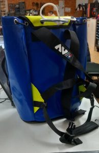 Lire la suite à propos de l’article Ceinture ventrale pour sac spéléo