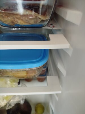 Lire la suite à propos de l’article Réglettes porte étagère en verre cassées